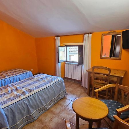 Hostal Albe Carrión de los Condes Esterno foto